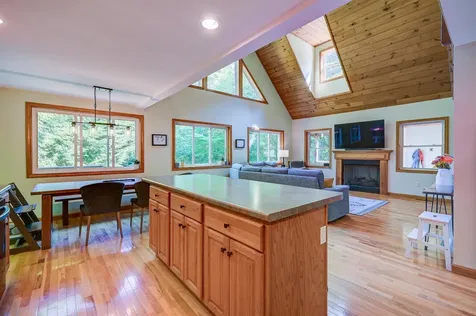 65 Garmish Road Conway NH 03818