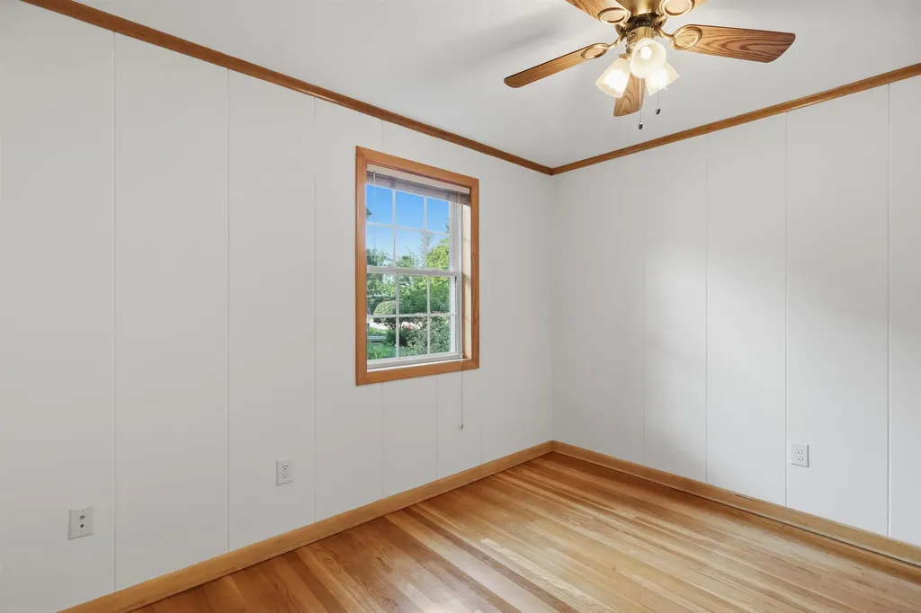 13 Sherman Street Nashua NH 03064