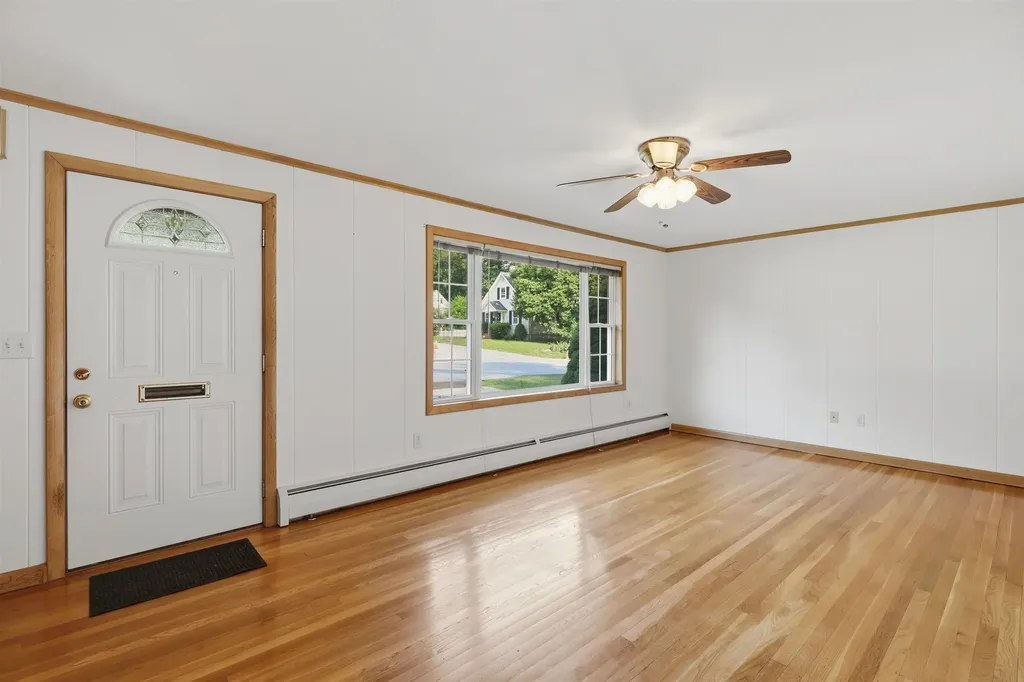 13 Sherman Street Nashua NH 03064