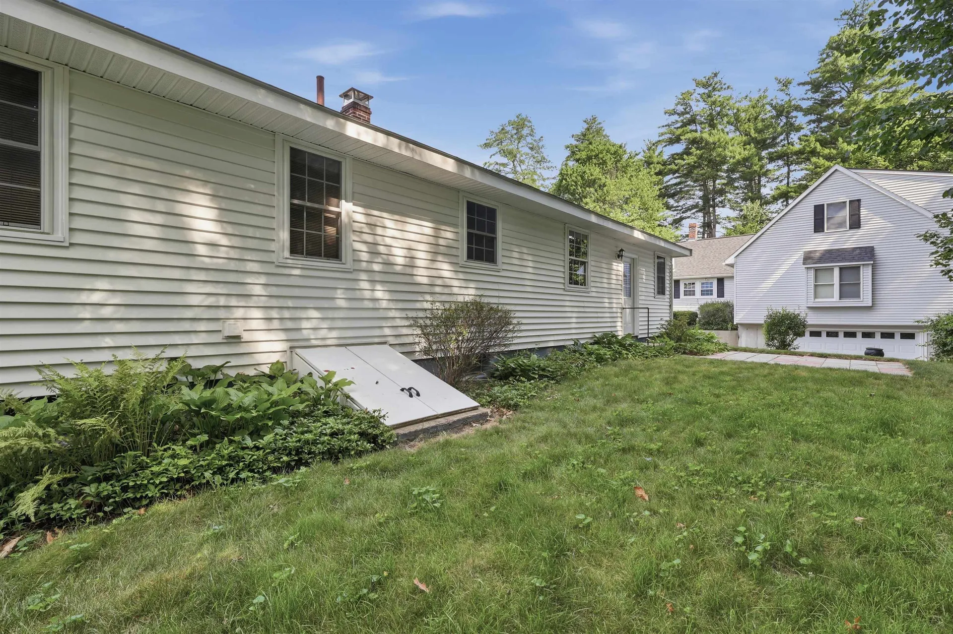 13 Sherman Street Nashua NH 03064