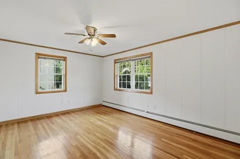 13 Sherman Street Nashua NH 03064