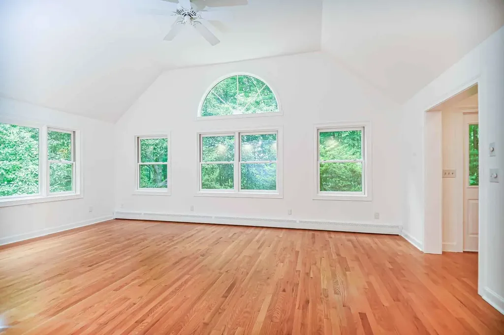 13 Greystone Road East Kingston NH 03827