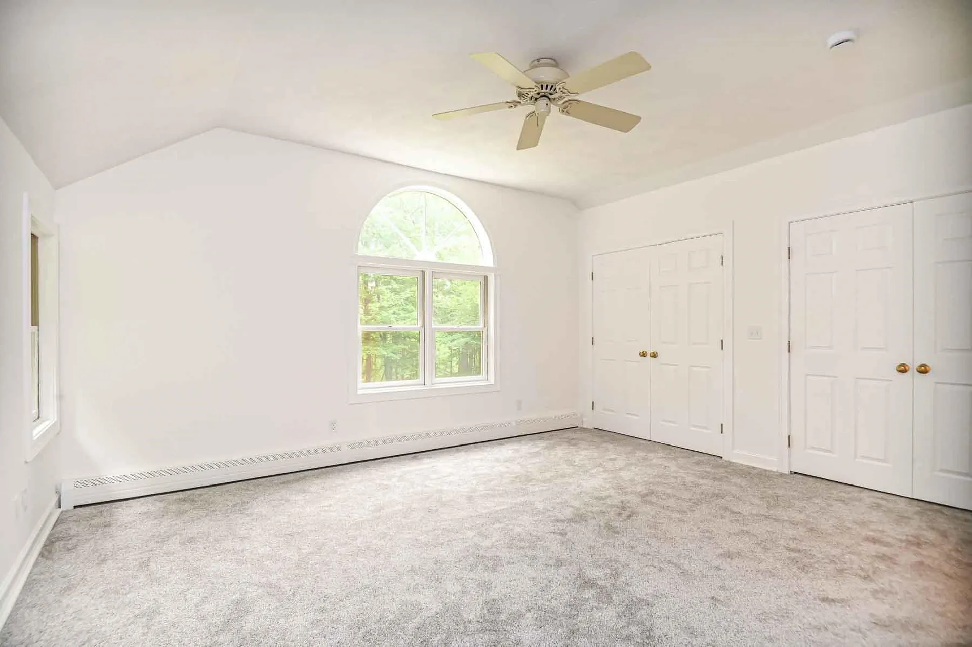 13 Greystone Road East Kingston NH 03827