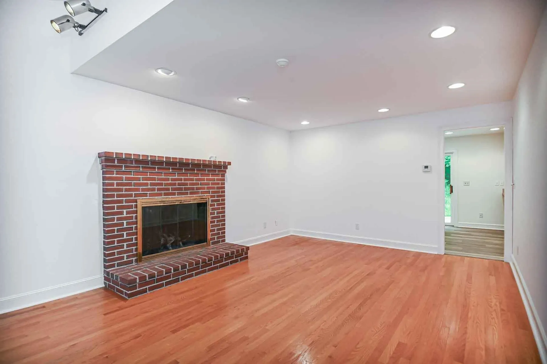 13 Greystone Road East Kingston NH 03827