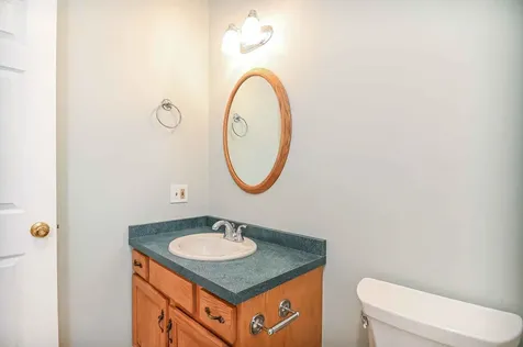 13 Greystone Road East Kingston NH 03827
