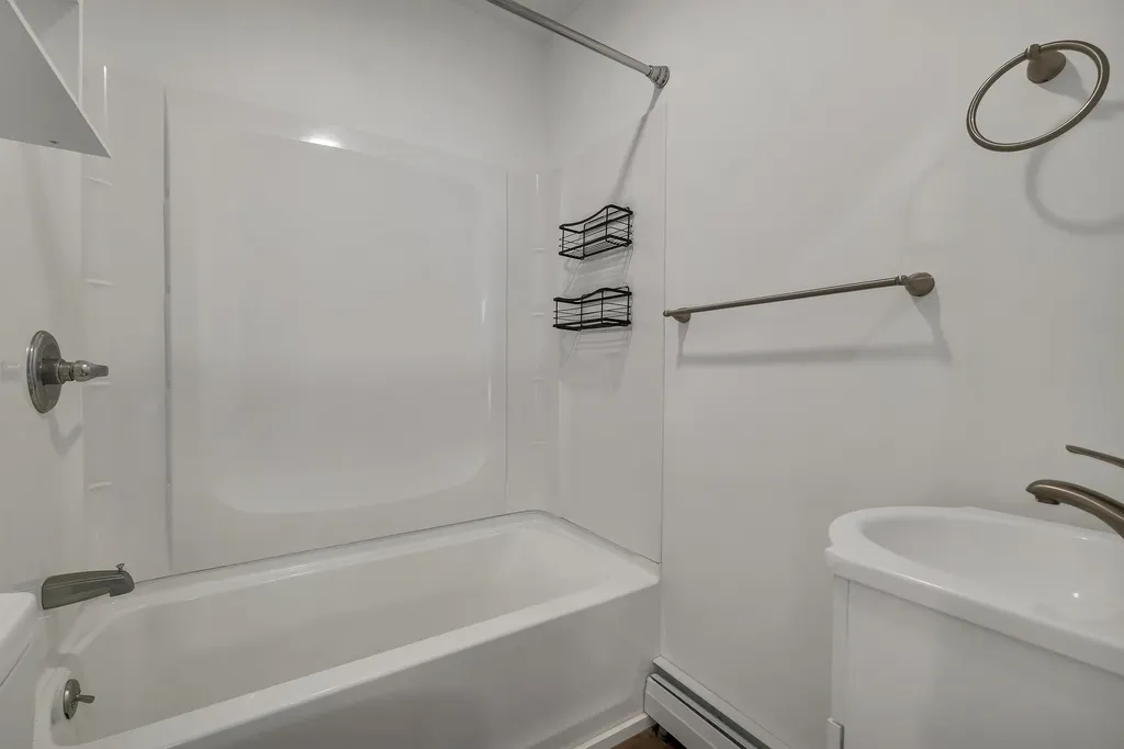 20 Wallace Court Laconia NH 03246