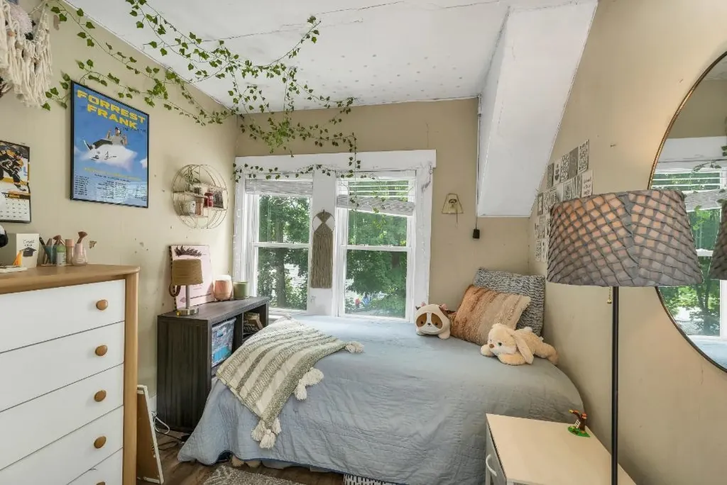 19 Stevens Avenue Meredith NH 03253