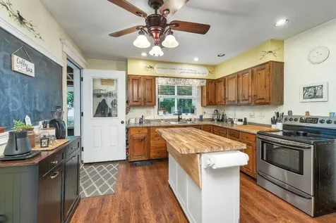 19 Stevens Avenue Meredith NH 03253