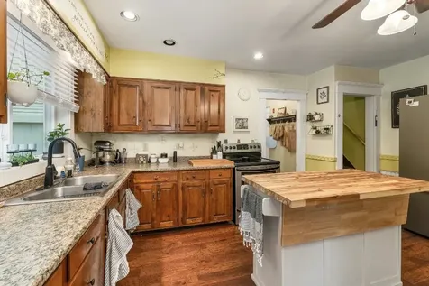 19 Stevens Avenue Meredith NH 03253