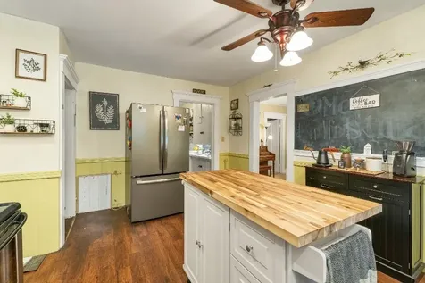 19 Stevens Avenue Meredith NH 03253