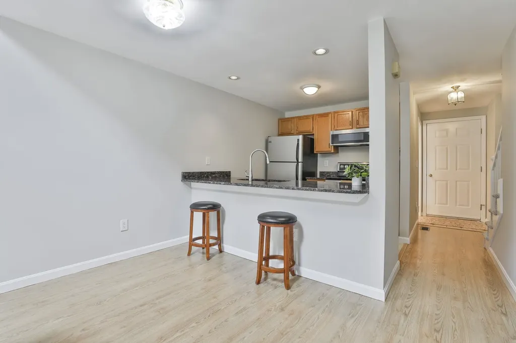 26 Montrose Drive Stratham NH 03885