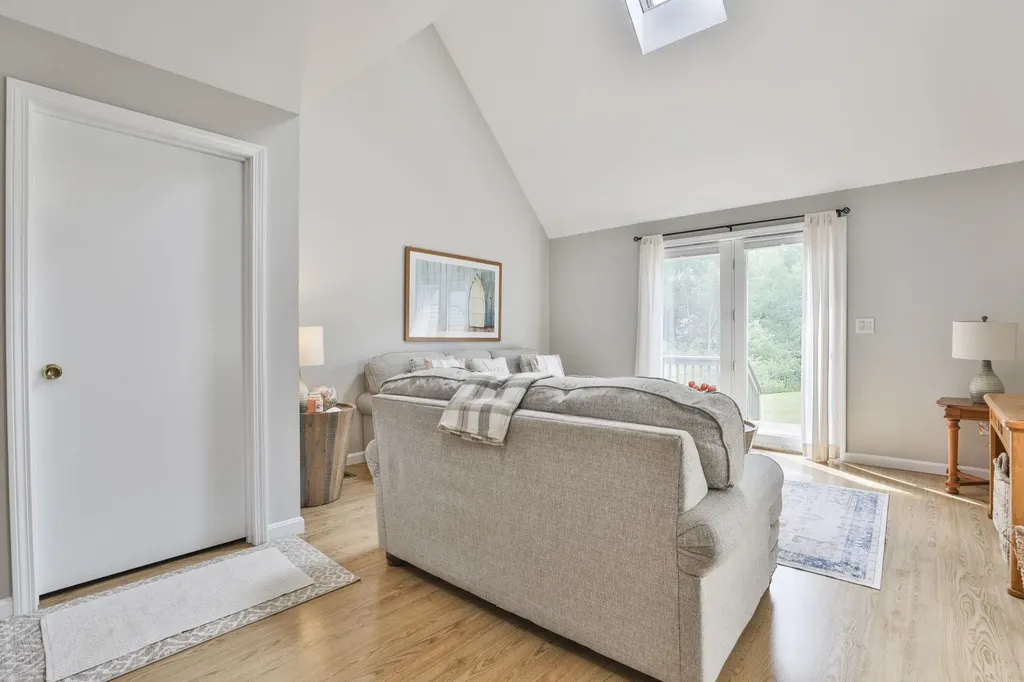 26 Montrose Drive Stratham NH 03885