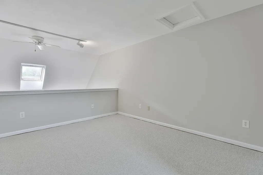 26 Montrose Drive Stratham NH 03885