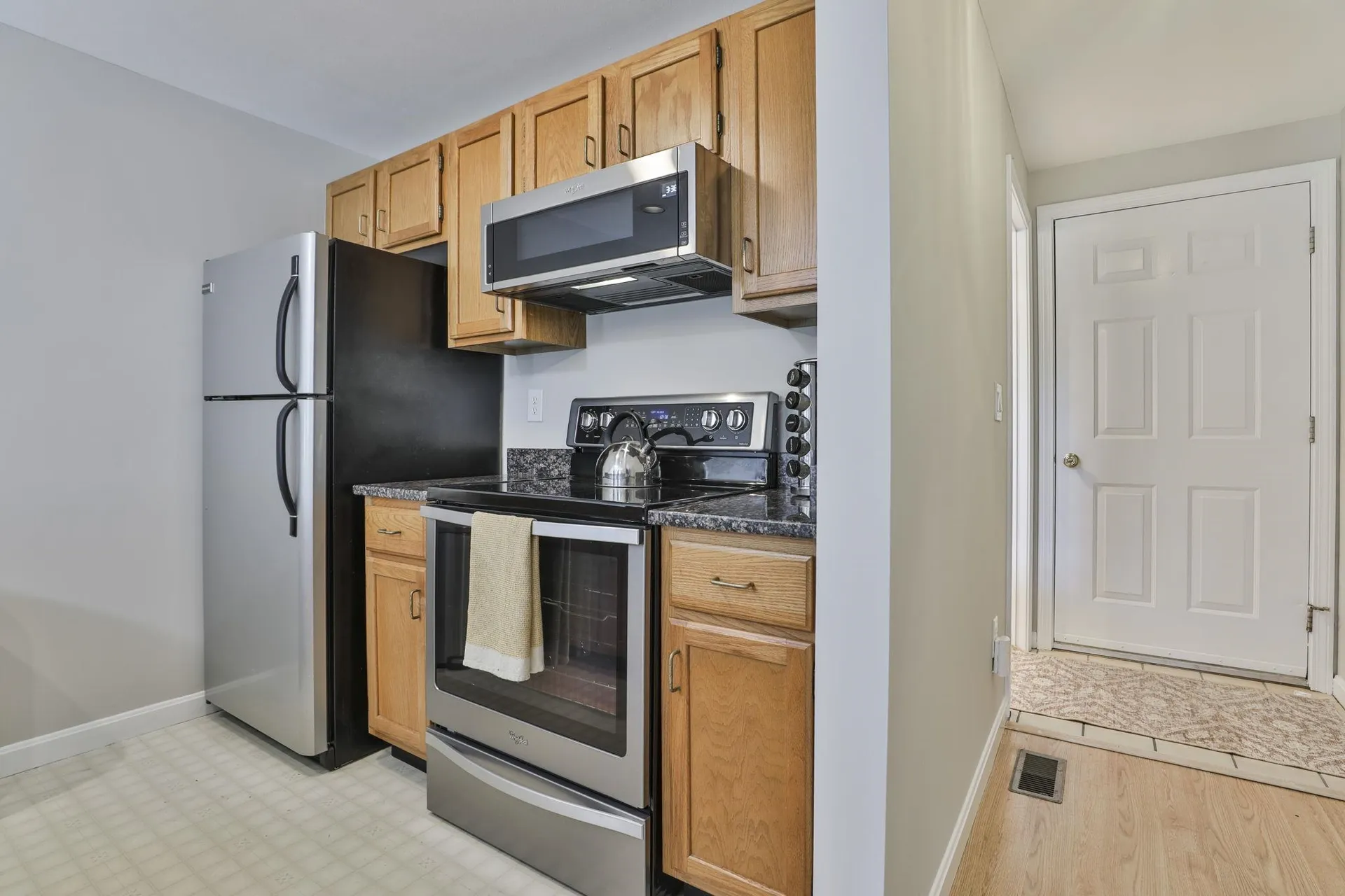 26 Montrose Drive Stratham NH 03885