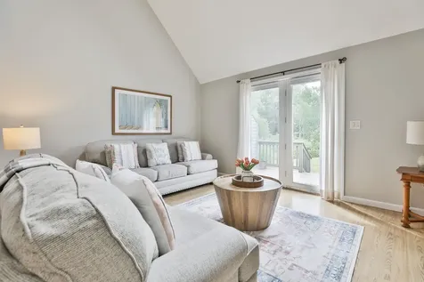 26 Montrose Drive Stratham NH 03885