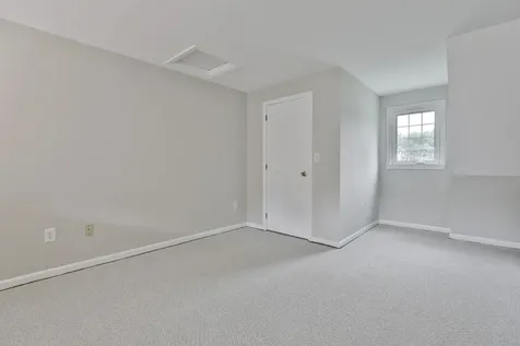 26 Montrose Drive Stratham NH 03885