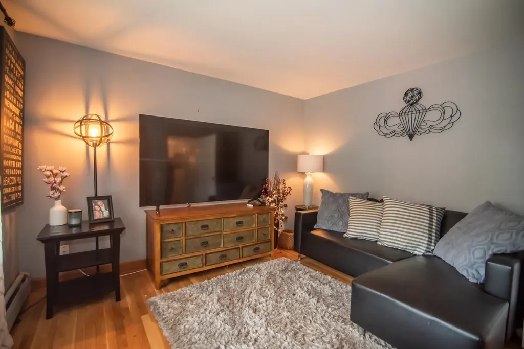 14 Birch Hill Drive Nashua NH 03063