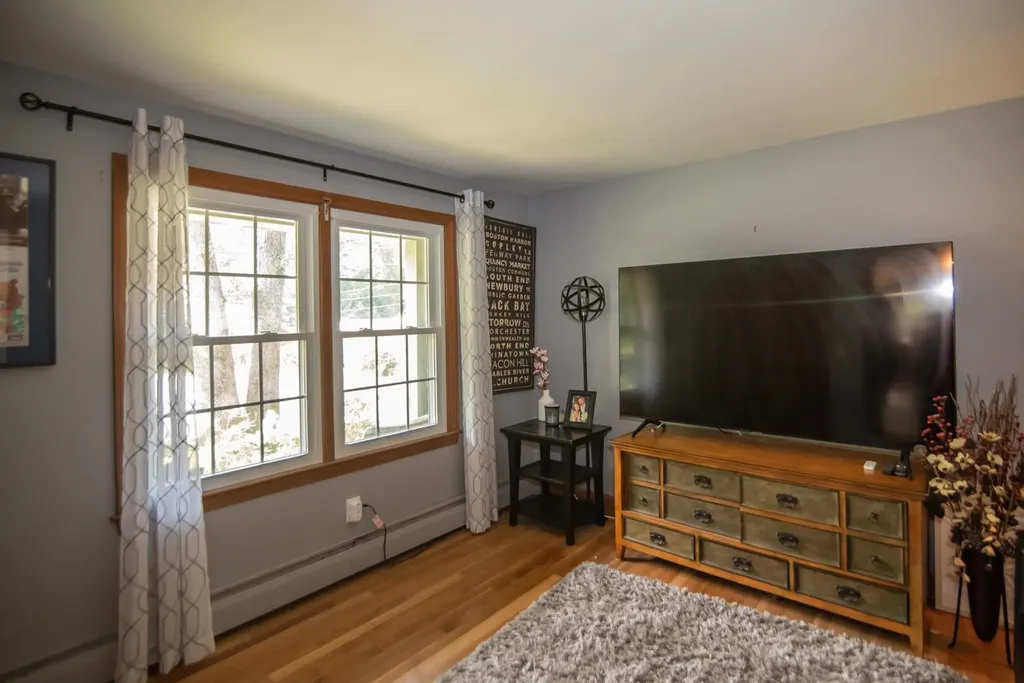 14 Birch Hill Drive Nashua NH 03063