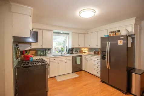 14 Birch Hill Drive Nashua NH 03063