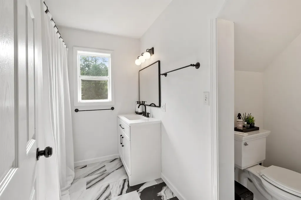 39 Waldron Hill Road Warner NH 03278