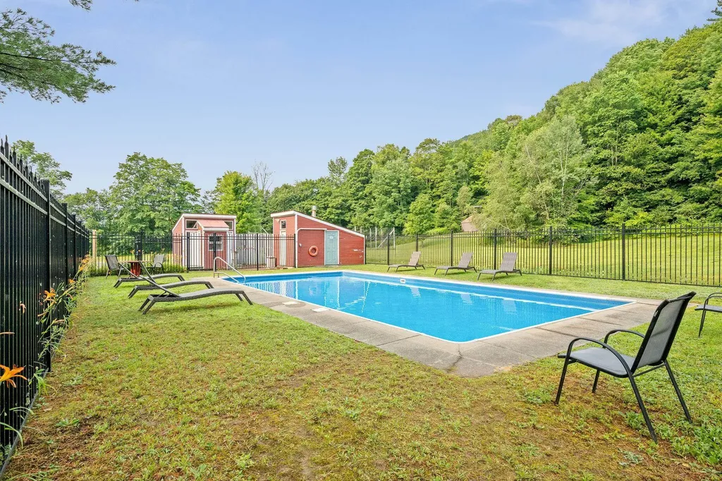 166 Huckleberry Lane Warren VT 05674