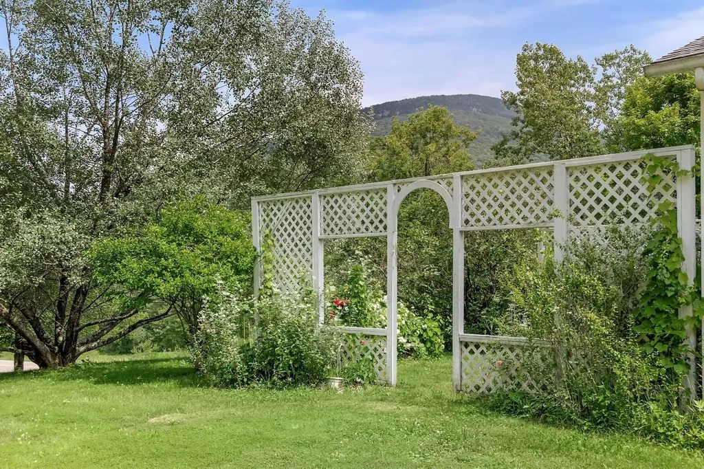 3817 Route 109 Waterville VT 05492