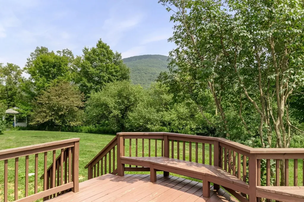3817 Route 109 Waterville VT 05492