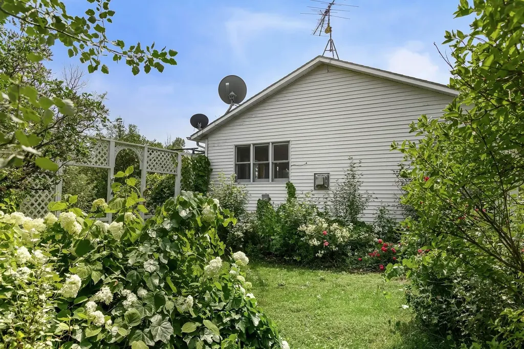 3817 Route 109 Waterville VT 05492