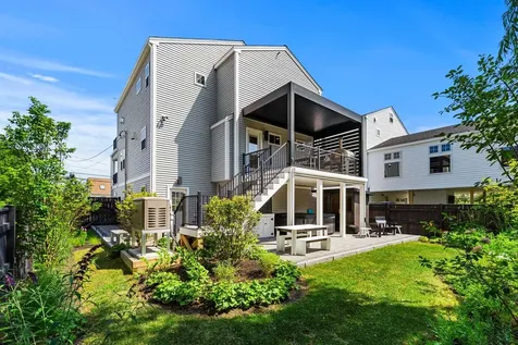 82 Kings Highway Hampton NH 03842