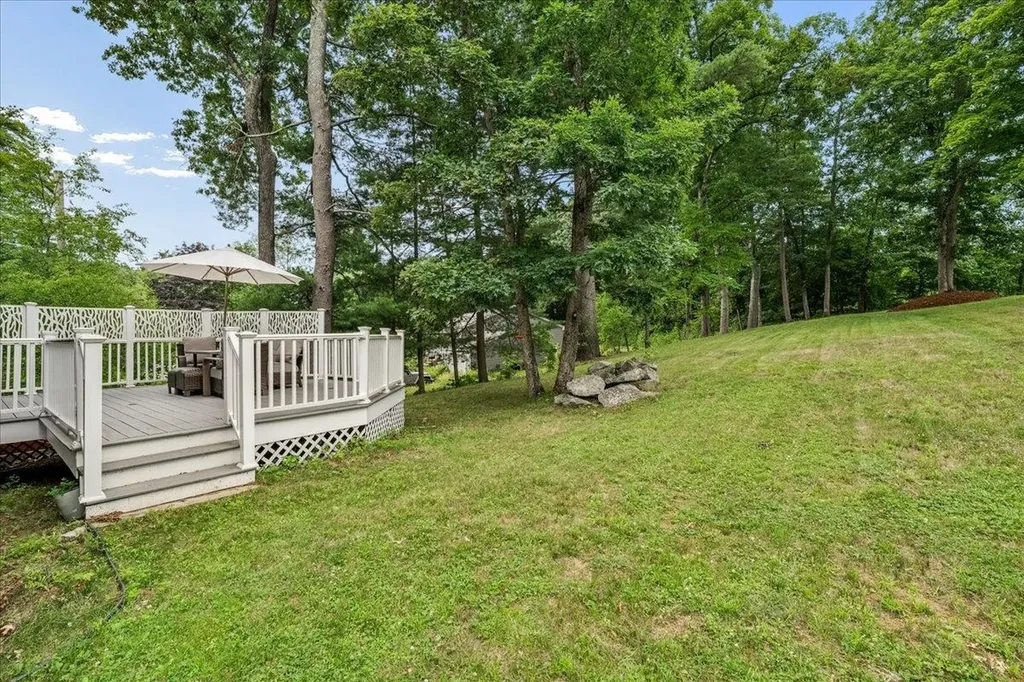 25 Second Street Hudson NH 03051