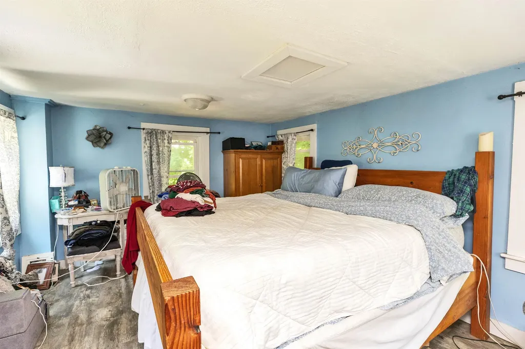 10 Kennedy Street Wilton NH 03086