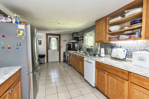10 Kennedy Street Wilton NH 03086