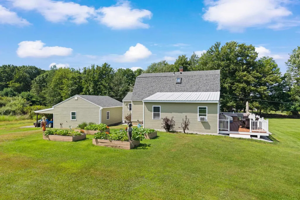 72 Hidden Lane Northfield NH 03276