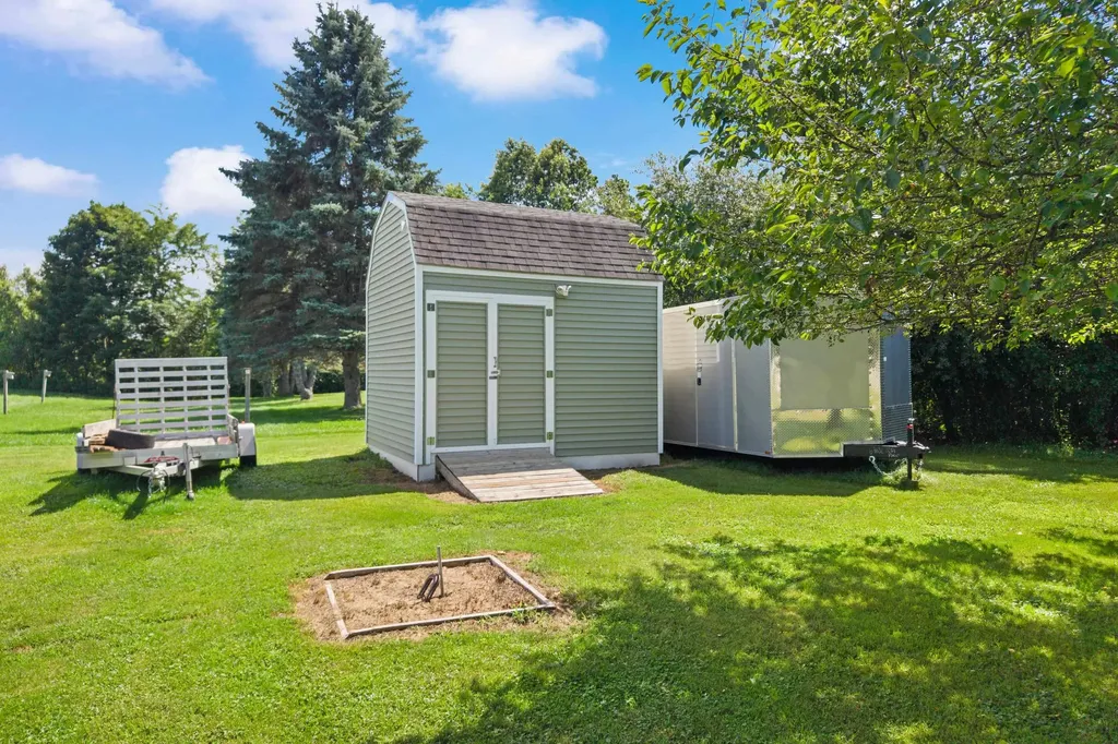 72 Hidden Lane Northfield NH 03276