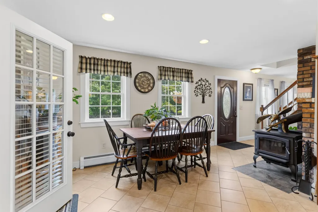 72 Hidden Lane Northfield NH 03276