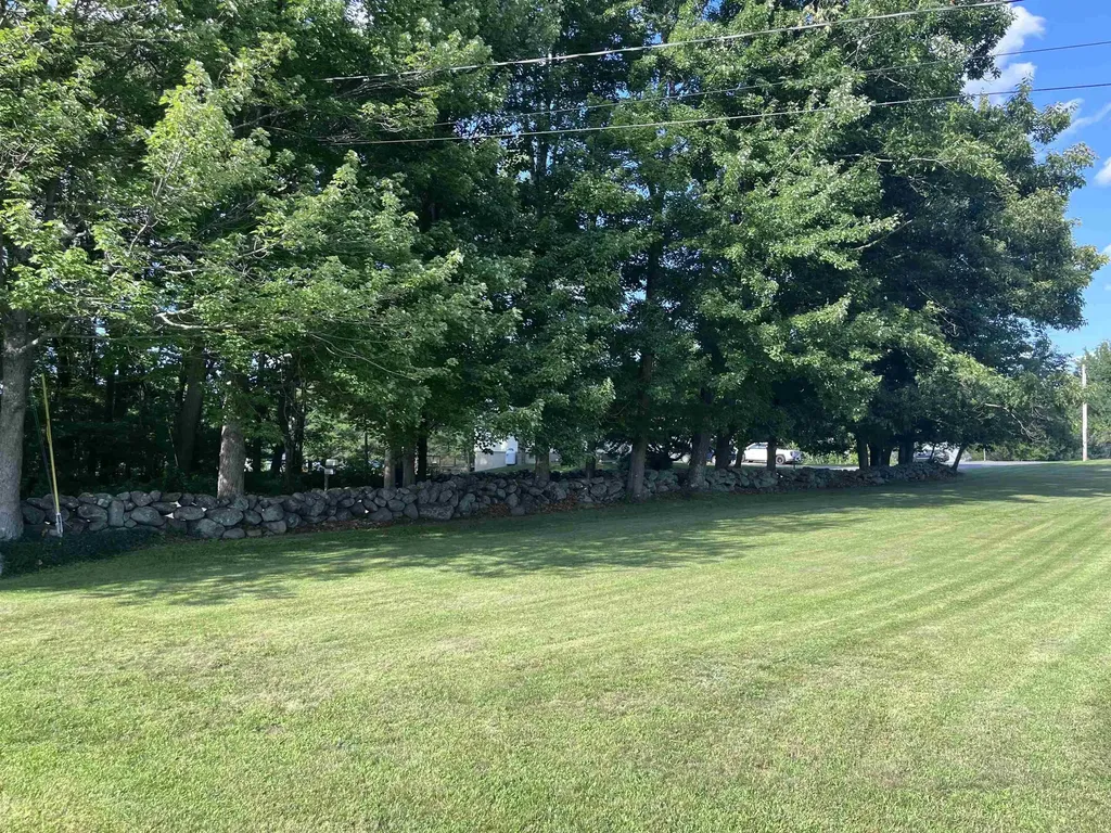 72 Hidden Lane Northfield NH 03276