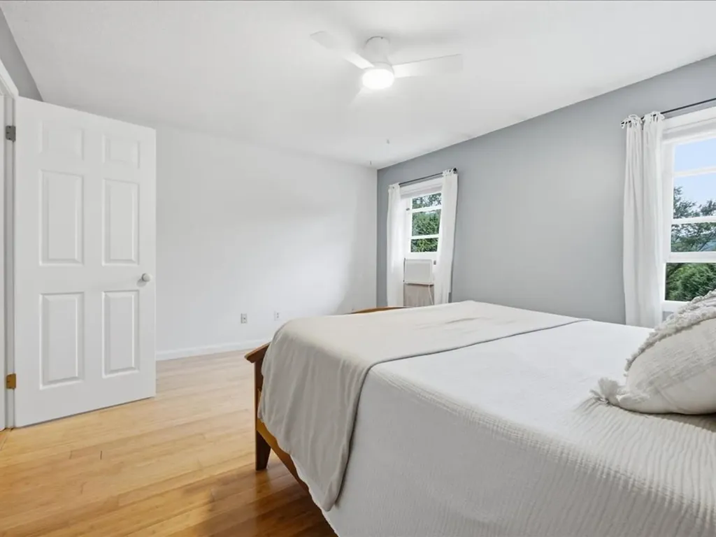93 East Main Street Richmond VT 05477