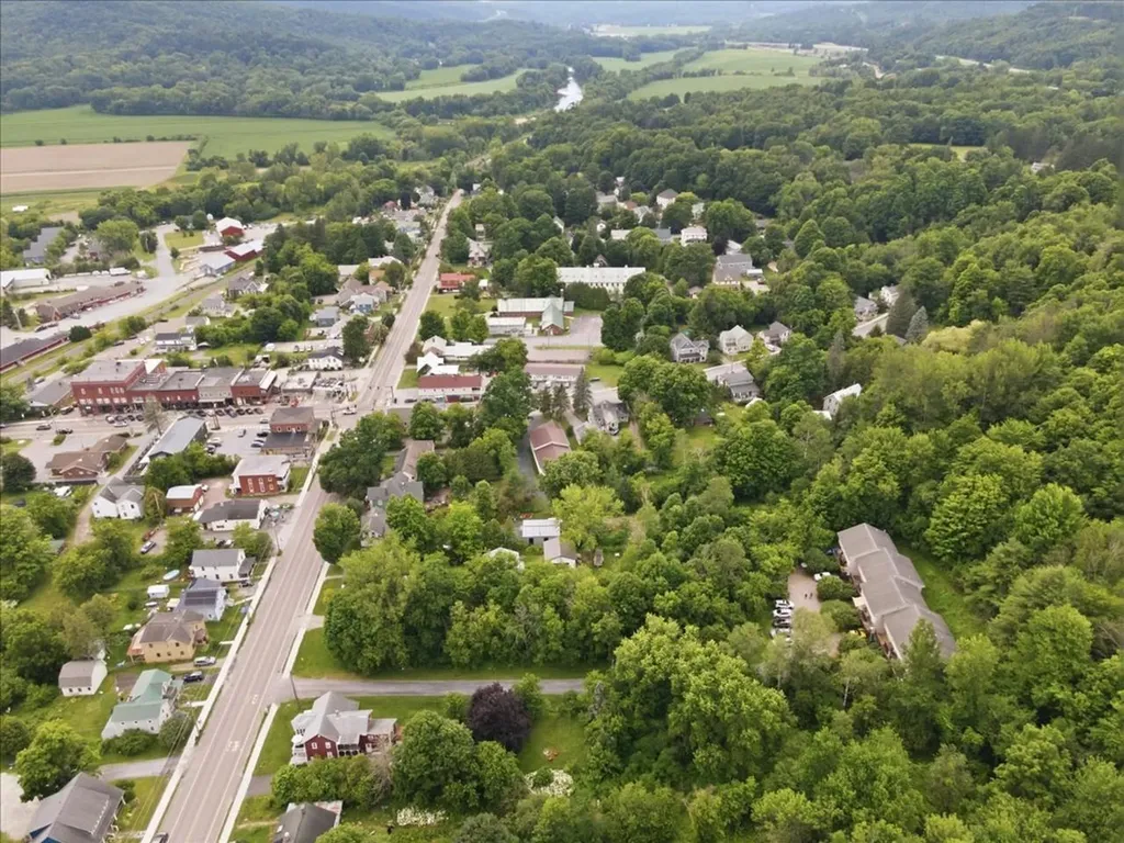 93 East Main Street Richmond VT 05477