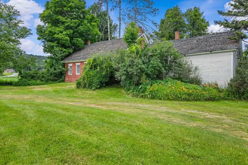 332 Luce Hill Road Stowe VT 05672