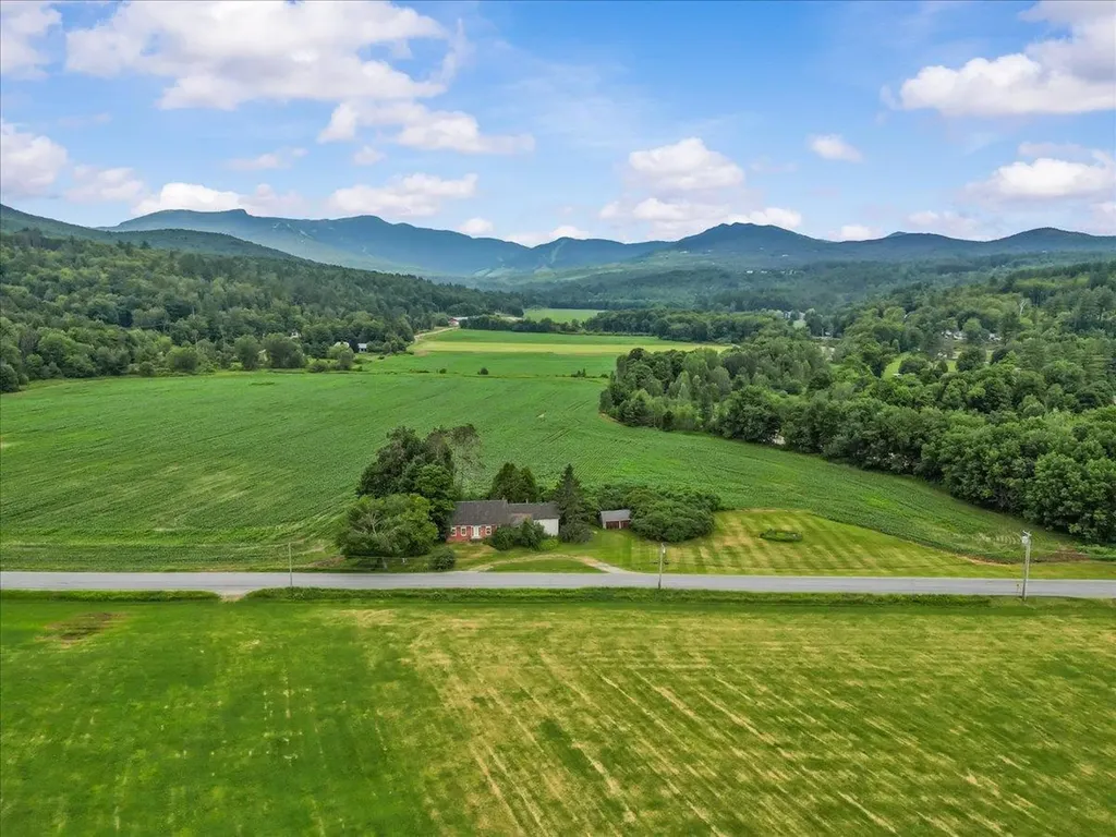 332 Luce Hill Road Stowe VT 05672