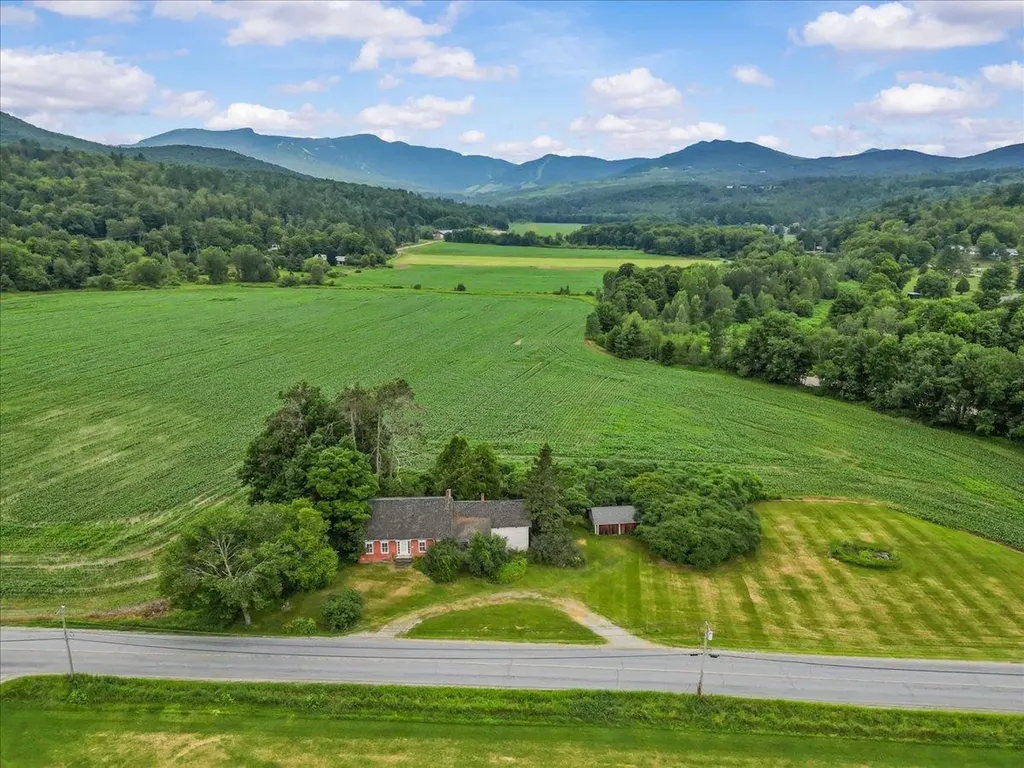 332 Luce Hill Road Stowe VT 05672