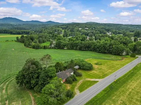 332 Luce Hill Road Stowe VT 05672