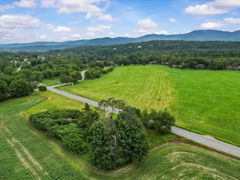 332 Luce Hill Road Stowe VT 05672