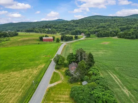 332 Luce Hill Road Stowe VT 05672