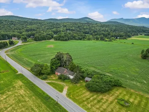 332 Luce Hill Road Stowe VT 05672