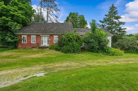 332 Luce Hill Road Stowe VT 05672