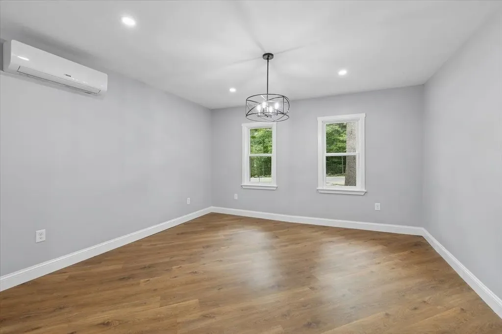 1305 Old Hillsboro Road Henniker NH 03242