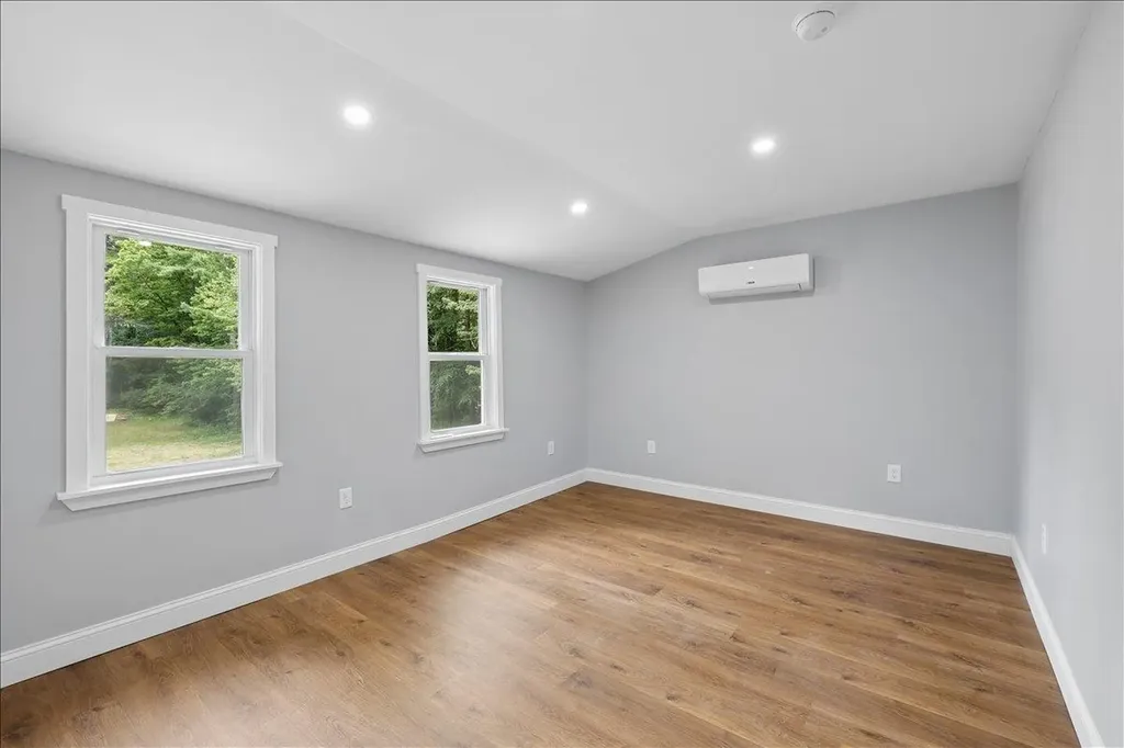 1305 Old Hillsboro Road Henniker NH 03242