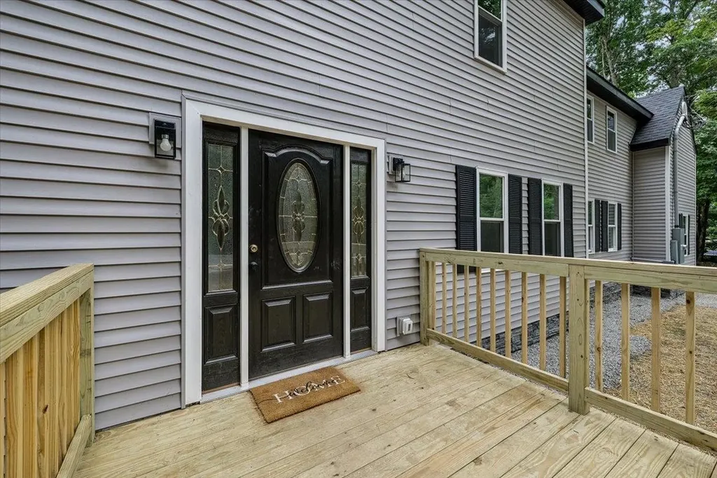 1305 Old Hillsboro Road Henniker NH 03242