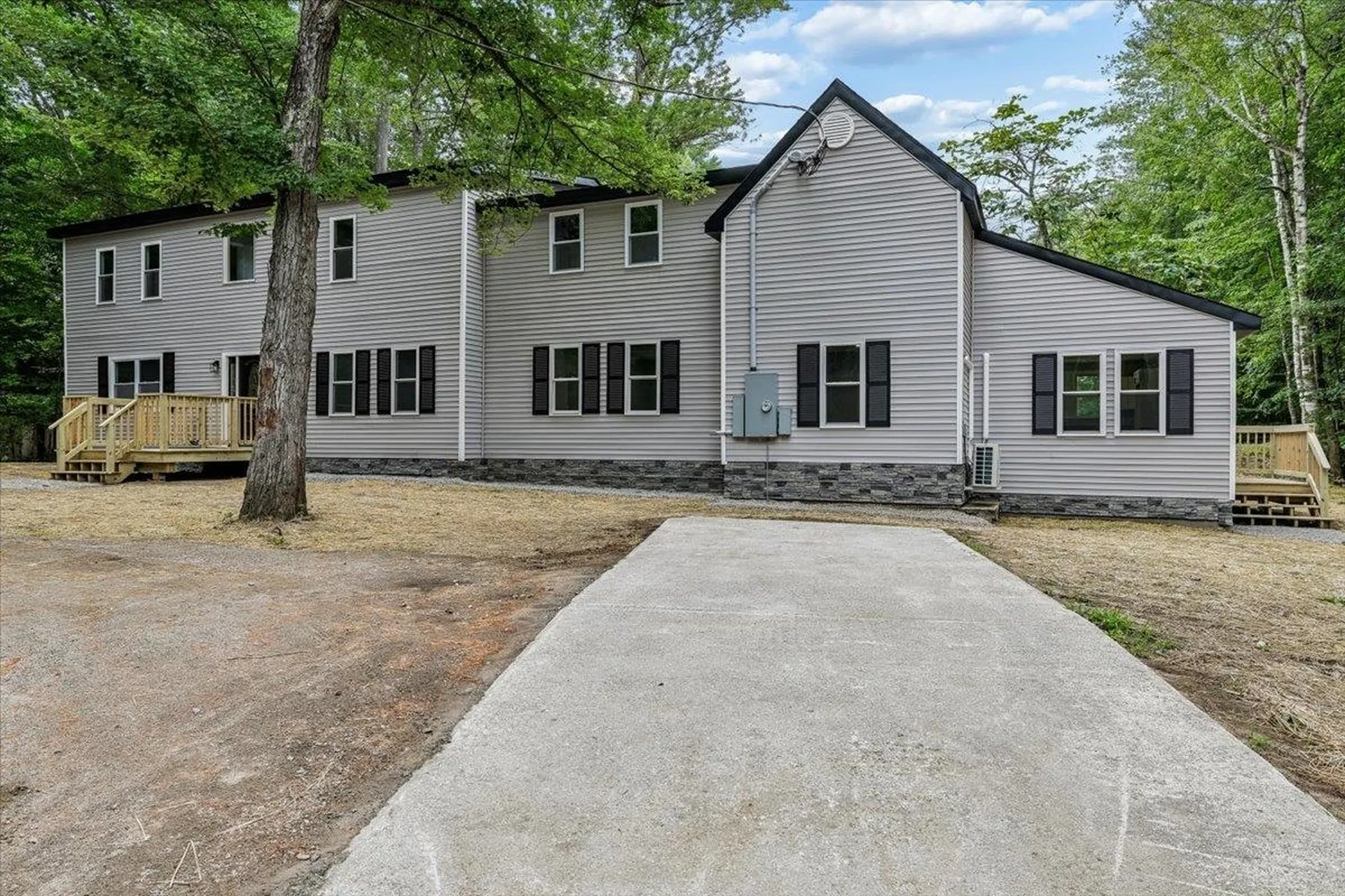 1305 Old Hillsboro Road Henniker NH 03242